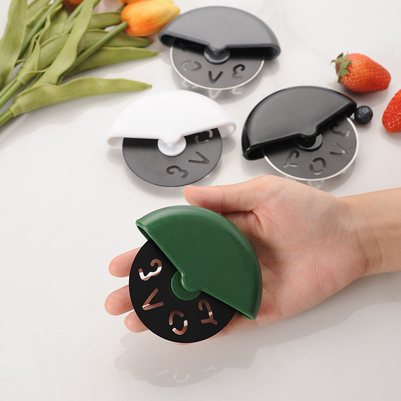 CozyNest Stainless steel round roller pizza cutter single knife wheel pizza cutter cake cutter cake cutter baking tool
